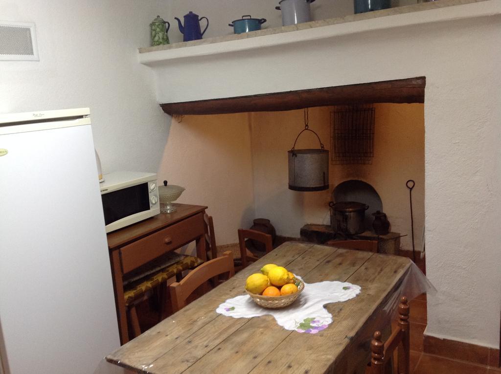 雷富希奥达马塞拉度假屋 Marvão 客房 照片